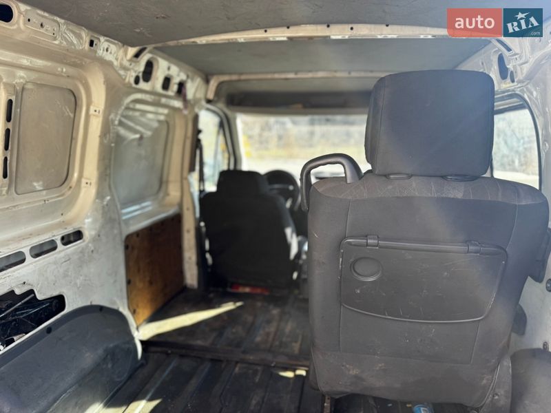 Вантажопасажирський фургон Ford Transit Connect 2005 в Василькові