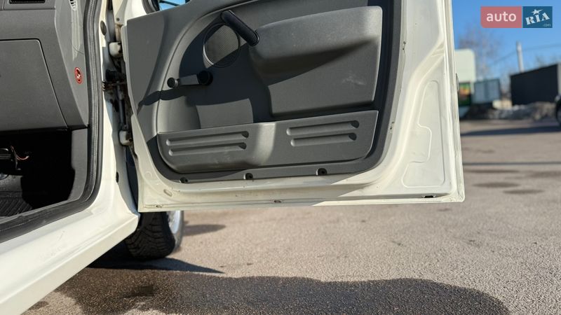 Мінівен Ford Transit Connect 2005 в Житомирі