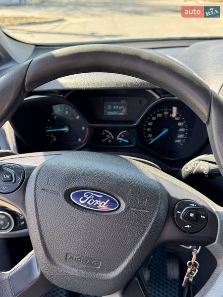 Мінівен Ford Transit Connect 2017 в Бучі