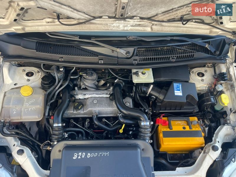 Мінівен Ford Transit Connect 2005 в Рівному