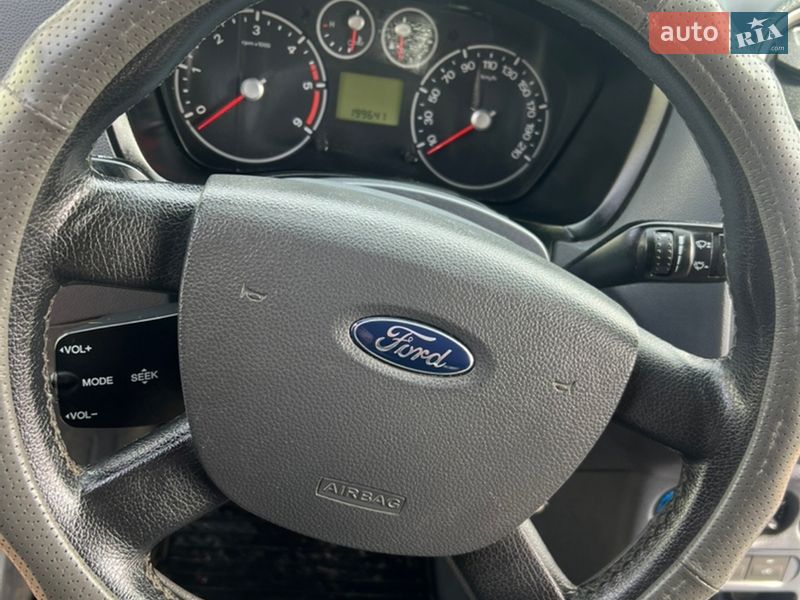 Мінівен Ford Transit Connect 2009 в Мурованих Курилівцях