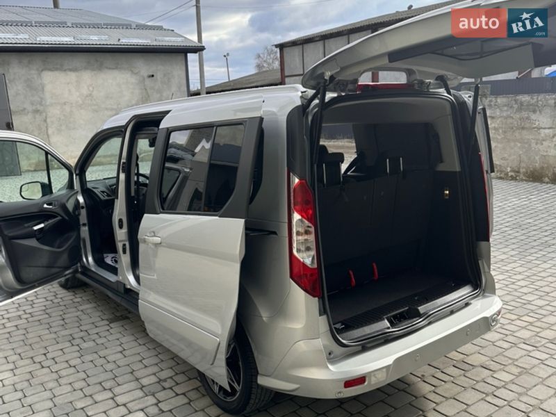 Минивэн Ford Transit Connect 2018 в Ивано-Франковске