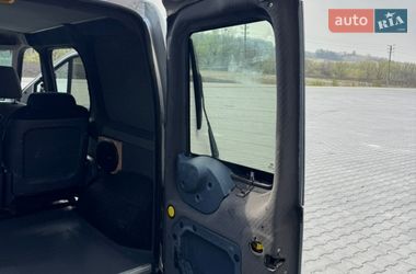 Грузопассажирский фургон Ford Transit Connect 2010 в Черновцах