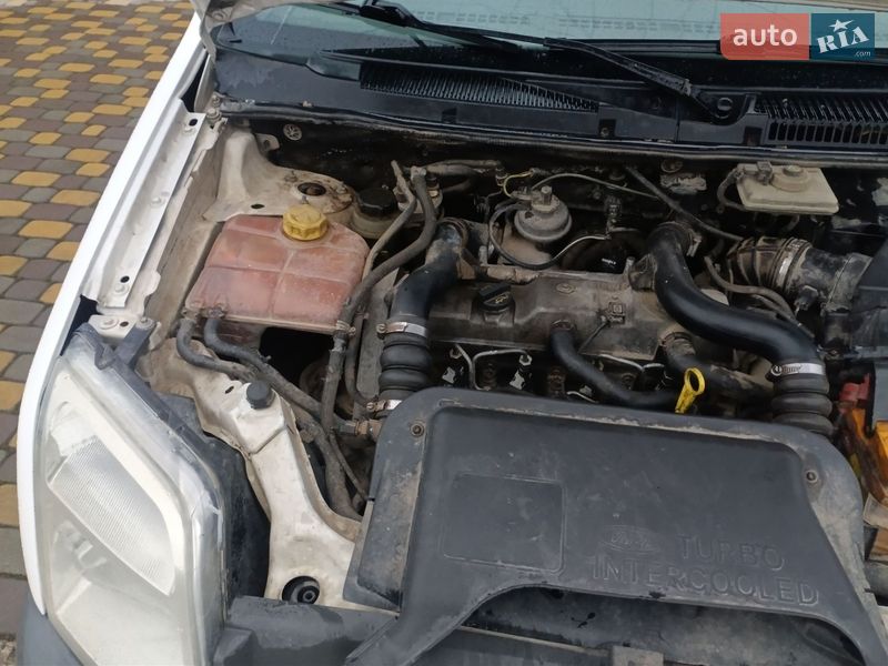 Минивэн Ford Transit Connect 2004 в Заболотове