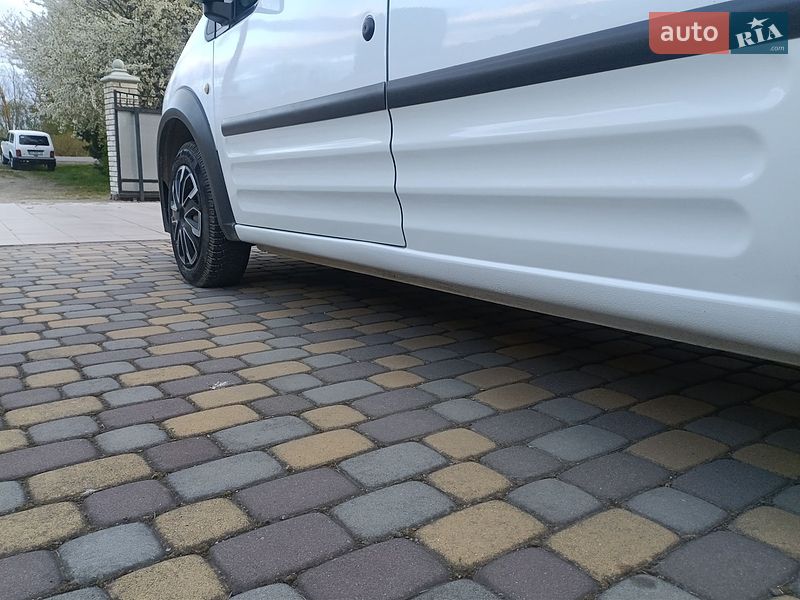 Мінівен Ford Transit Connect 2010 в Снятині