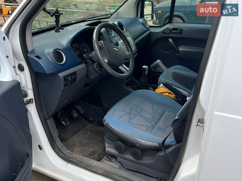Грузопассажирский фургон Ford Transit Connect 2012 в Белой Церкви