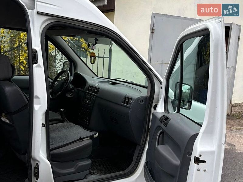 Минивэн Ford Transit Connect 2007 в Каменке-Бугской