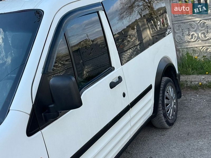 Минивэн Ford Transit Connect 2005 в Заречье