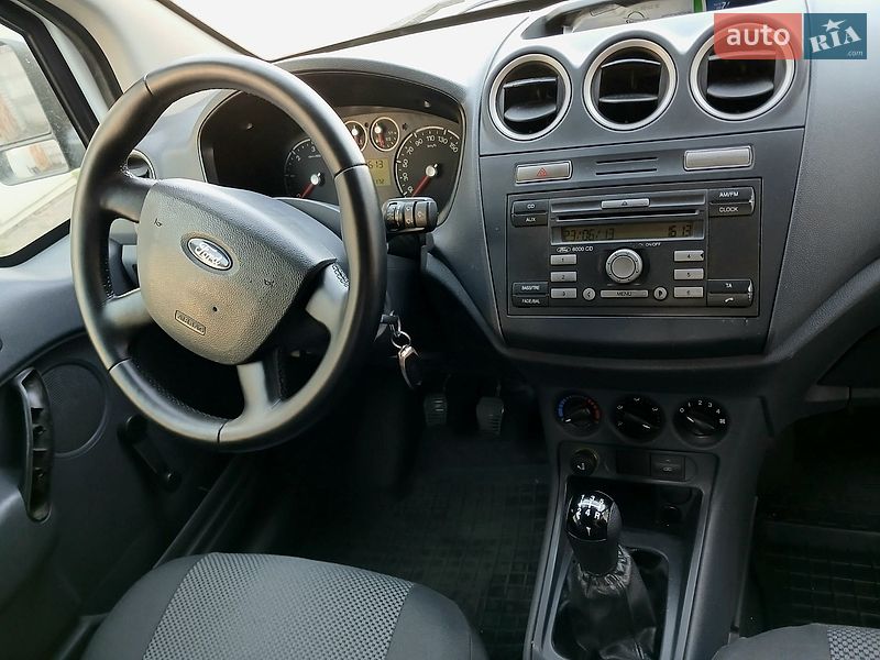 Минивэн Ford Transit Connect 2013 в Киеве