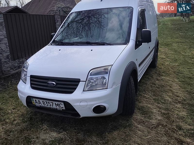 Грузовой фургон Ford Transit Connect 2012 в Киеве