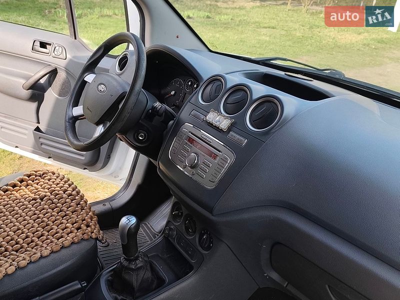 Грузовой фургон Ford Transit Connect 2012 в Киеве