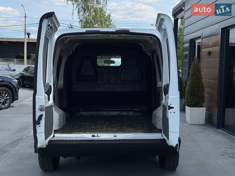 Грузовой фургон Ford Transit Connect 2009 в Ровно