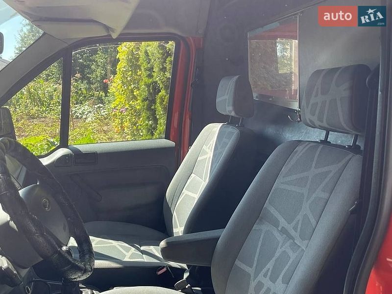 Грузовой фургон Ford Transit Connect 2009 в Виннице