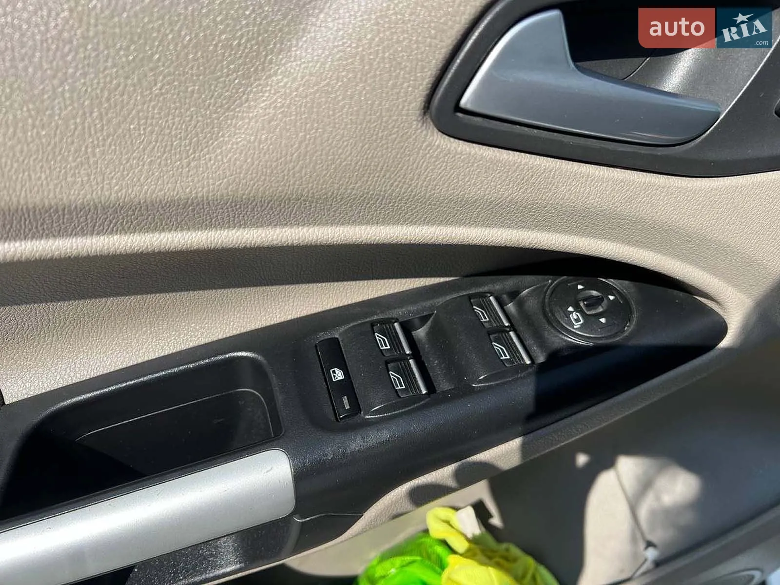 2016 Ford Transit Connect - мініатюра 18