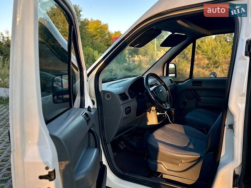 Минивэн Ford Transit Connect 2004 в Коломые