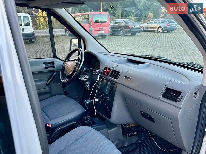 Минивэн Ford Transit Connect 2004 в Коломые