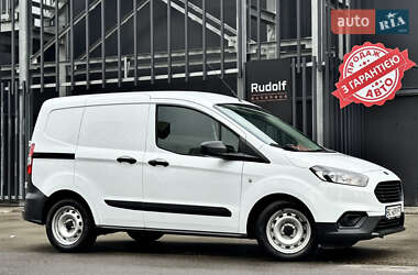 Вантажний фургон Ford Transit Courier 2022 в Києві
