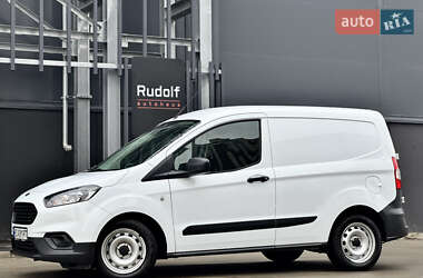Грузовой фургон Ford Transit Courier 2022 в 