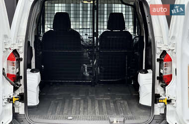 Грузовой фургон Ford Transit Courier 2022 в 