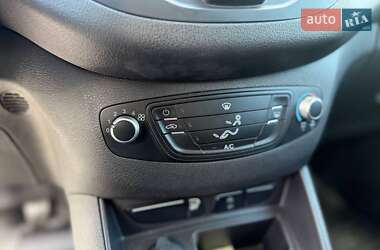Грузовой фургон Ford Transit Courier 2023 в 