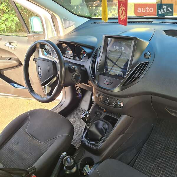 Вантажний фургон Ford Transit Courier 2015 в Харкові