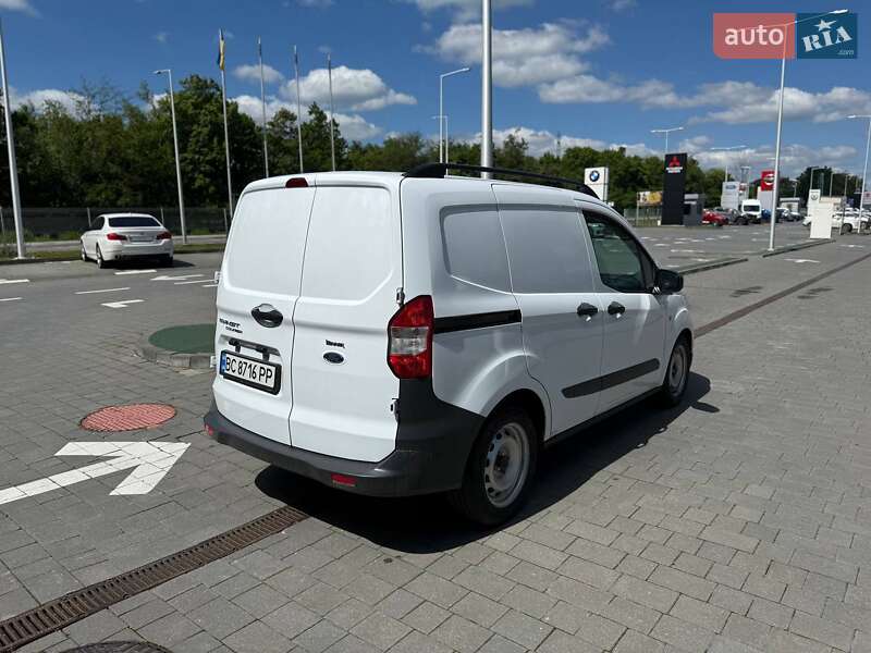 Вантажний фургон Ford Transit Courier 2023 в Івано-Франківську