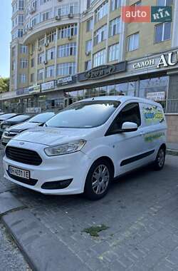 Вантажний фургон Ford Transit Courier 2015 в Одесі