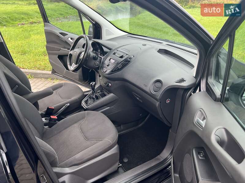 Грузовой фургон Ford Transit Courier 2020 в Львове