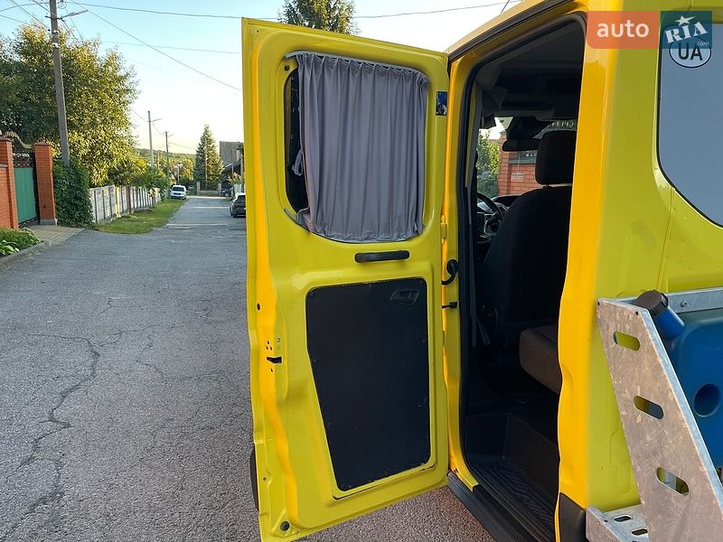 Автовоз Ford Transit Courier 2015 в Виннице