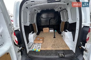 Вантажний фургон Ford Transit Courier 2014 в Києві