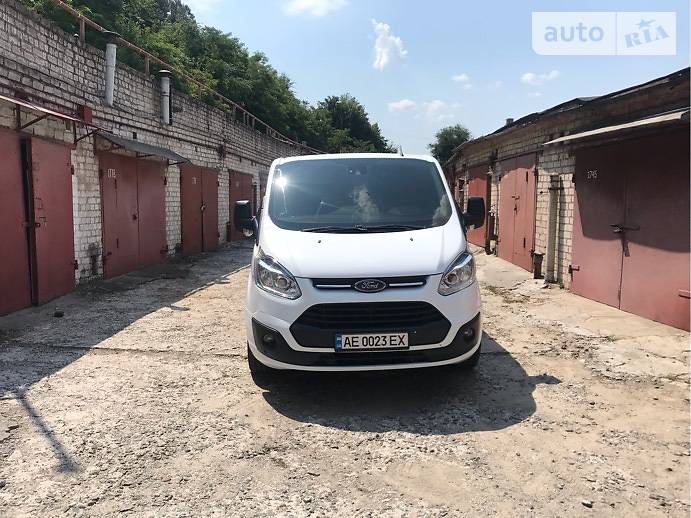 Вантажопасажирський фургон Ford Transit Custom 2013 в 