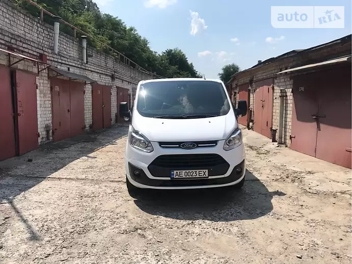 Вантажопасажирський фургон Ford Transit Custom 2013 в 
