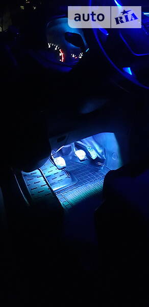 Мінівен Ford Transit Custom 2014 в Ватутіному