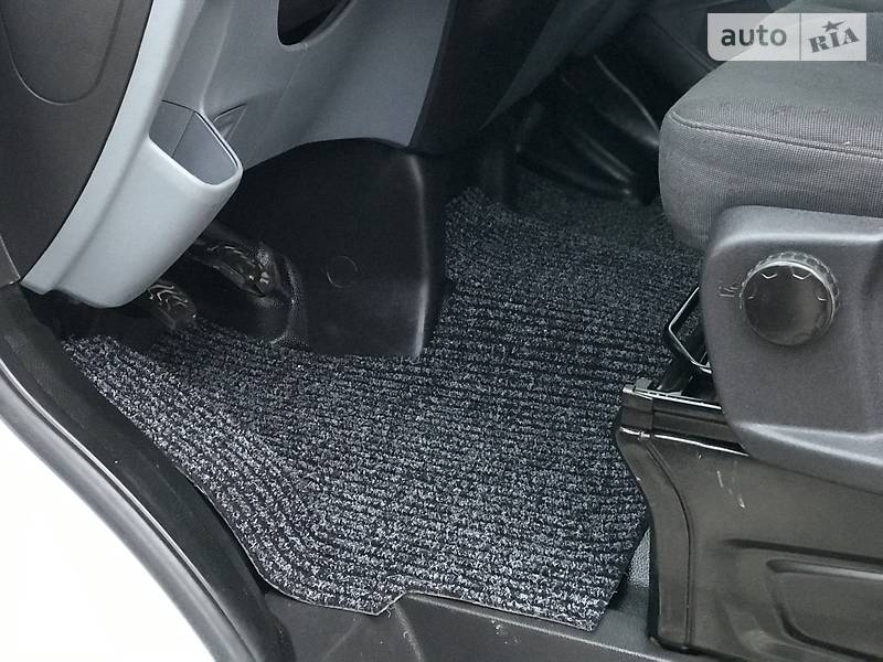 Вантажопасажирський фургон Ford Transit Custom 2014 в Дубні
