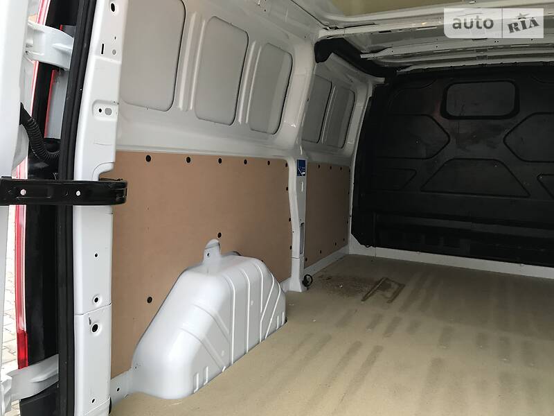 Вантажопасажирський фургон Ford Transit Custom 2014 в Дубні