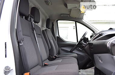 Вантажопасажирський фургон Ford Transit Custom 2015 в 