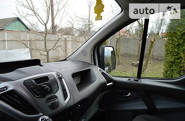 Вантажопасажирський фургон Ford Transit Custom 2015 в 