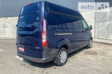 Вантажопасажирський фургон Ford Transit Custom 2015 в 