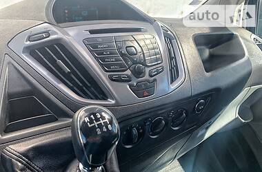 Вантажопасажирський фургон Ford Transit Custom 2015 в 