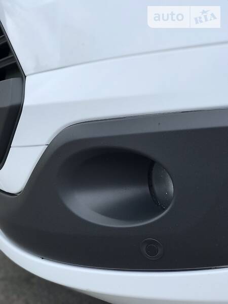 Вантажопасажирський фургон Ford Transit Custom 2014 в Дубні