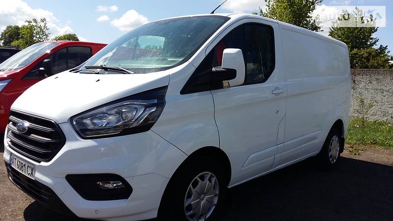 Вантажопасажирський фургон Ford Transit Custom 2018 в Івано-Франківську
