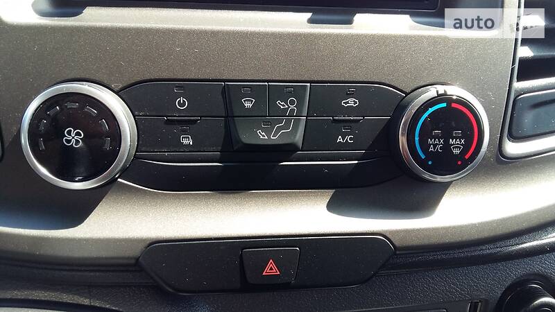 Вантажопасажирський фургон Ford Transit Custom 2018 в Івано-Франківську