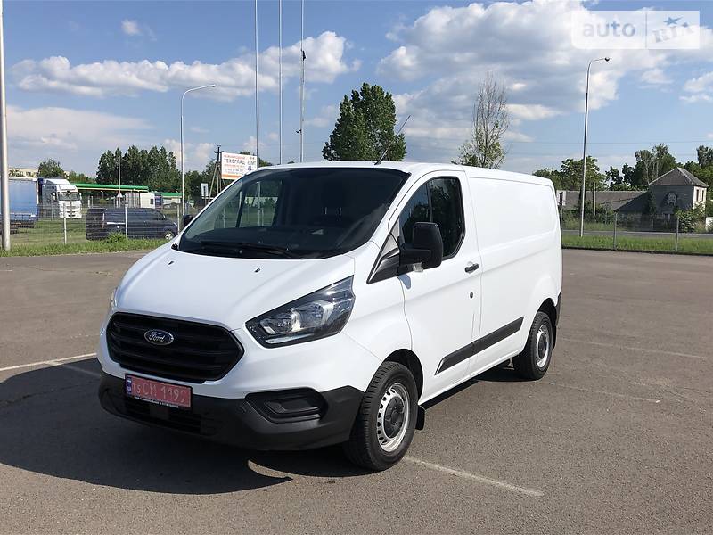 Грузовой фургон Ford Transit Custom 2018 в 