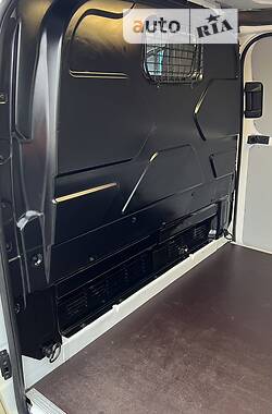 Грузовой фургон Ford Transit Custom 2017 в Луцке