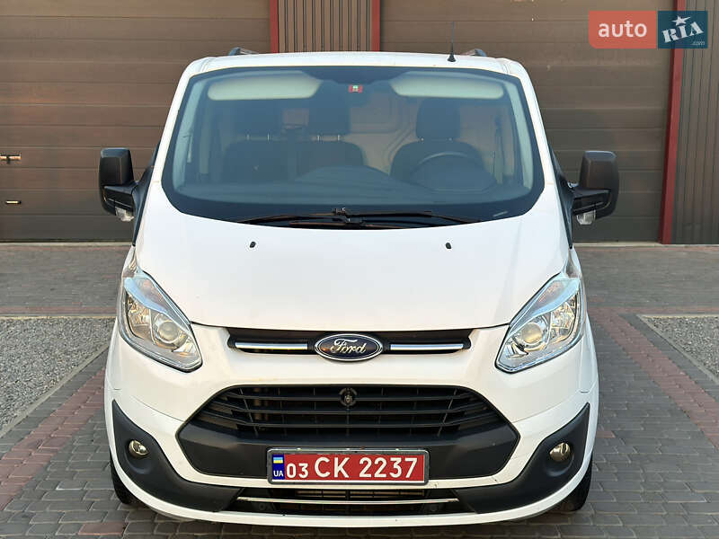 Вантажний фургон Ford Transit Custom 2016 в Береговому