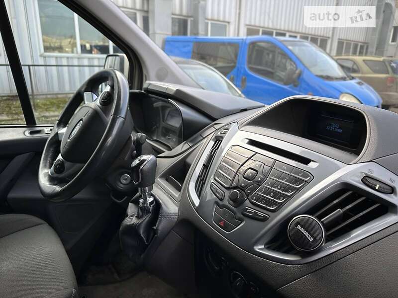 Грузовой фургон Ford Transit Custom 2013 в Днепре фото 4 Грузовой фургон Ford Transit Custom 2013 в Днепре