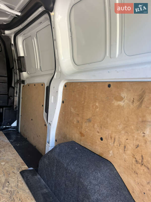 Вантажний фургон Ford Transit Custom 2013 в Львові