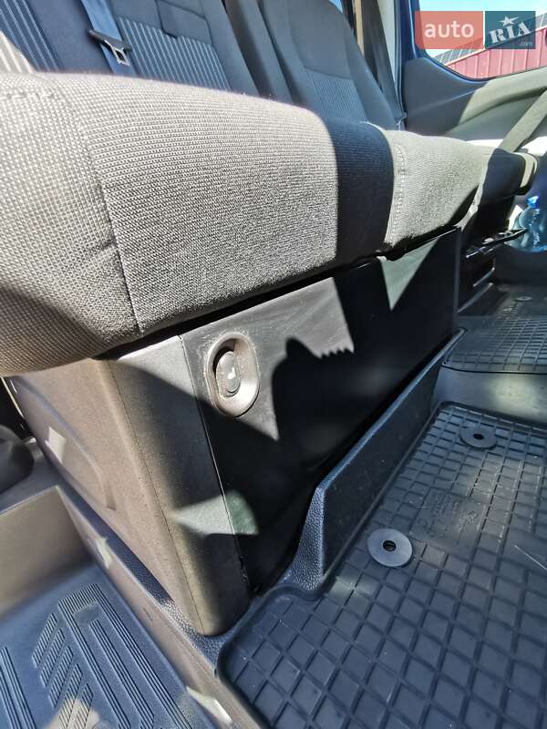 Мінівен Ford Transit Custom 2014 в Золочеві