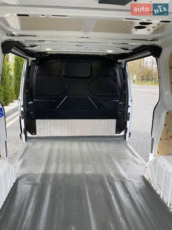 Вантажний фургон Ford Transit Custom 2017 в Івано-Франківську фото 20 Вантажний фургон Ford Transit Custom 2017 в Івано-Франківську