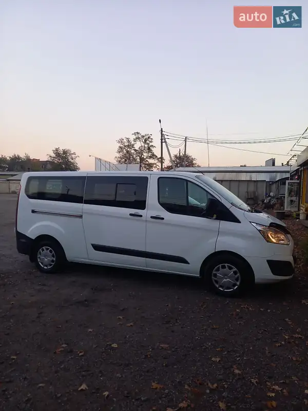 Мінівен Ford Transit Custom 2016 в 